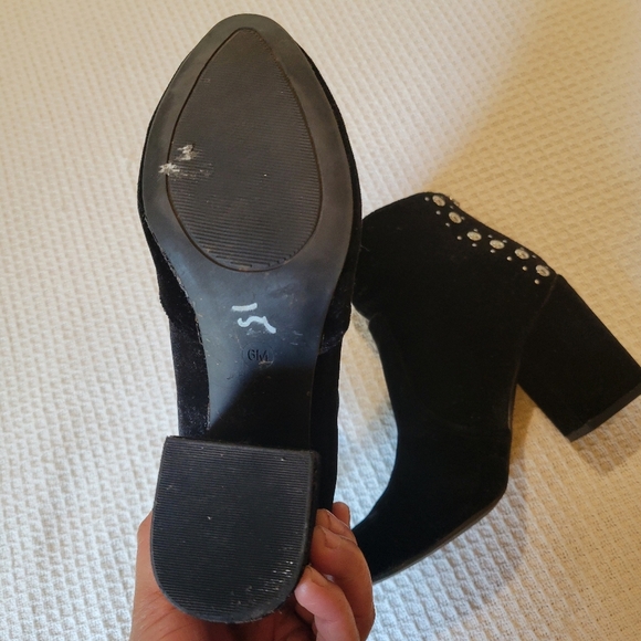Guess Black Suede Ankle Booties - Picture 6 of 11
